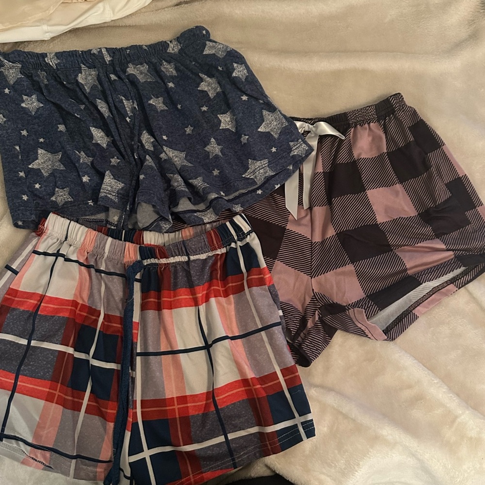 Old Navy Star and Plaid Shorts Trio
